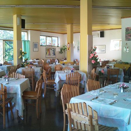 Hotel Autostello Кастелана Гроте Екстериор снимка